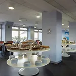 巴里翁会议酒店 4* 巴里