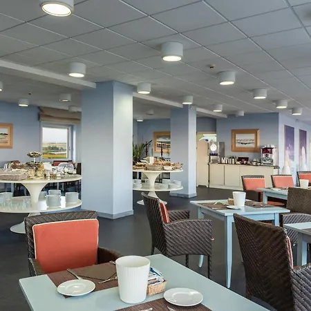 وكونغريسي باريون فندق باري