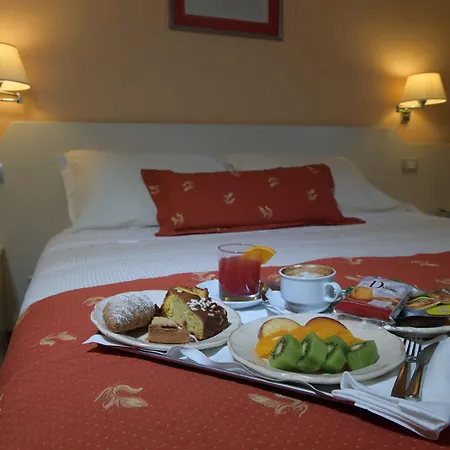 Barion & Congressi מלון בארי