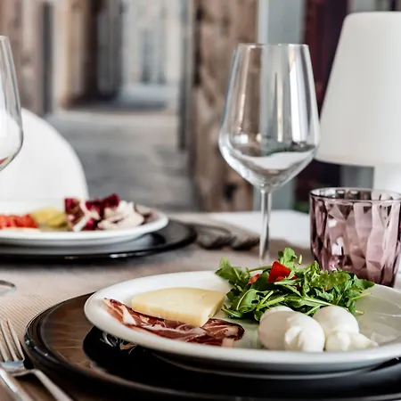 Barion & Congressi מלון 4*